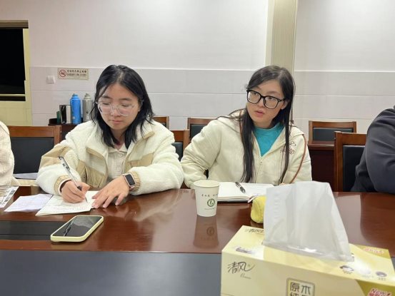 2b7aef1f989a73d5853e71fd0aedd31